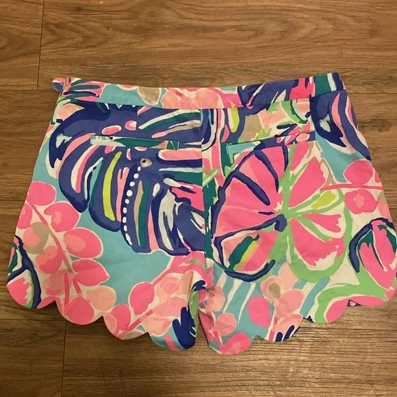 Lilly Pulitzer - Picture 6 of 6